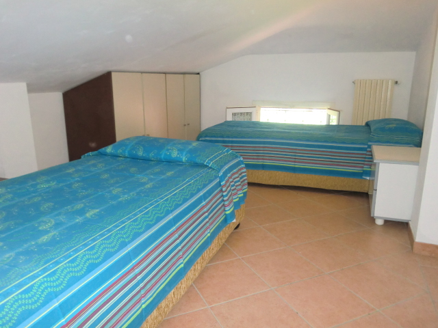 appartamento D mansarda tirrenia